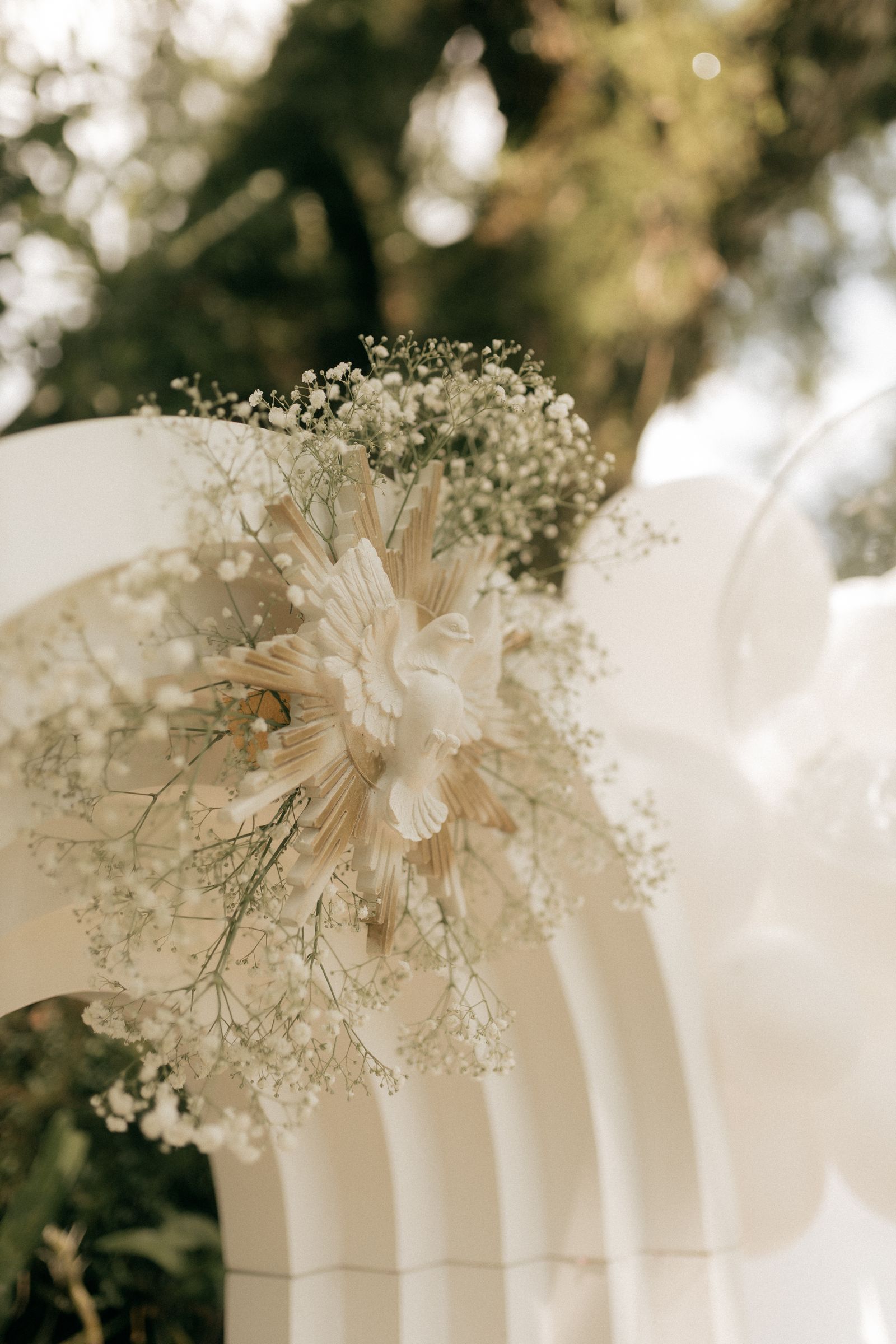 Ceremony Floral Install
