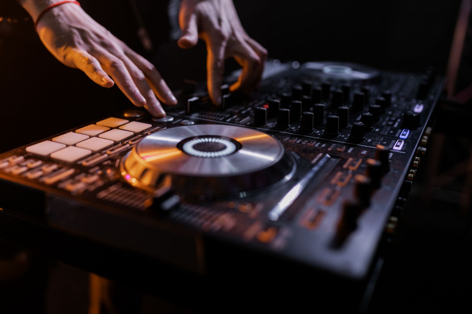 DJ Service (4 Hours)